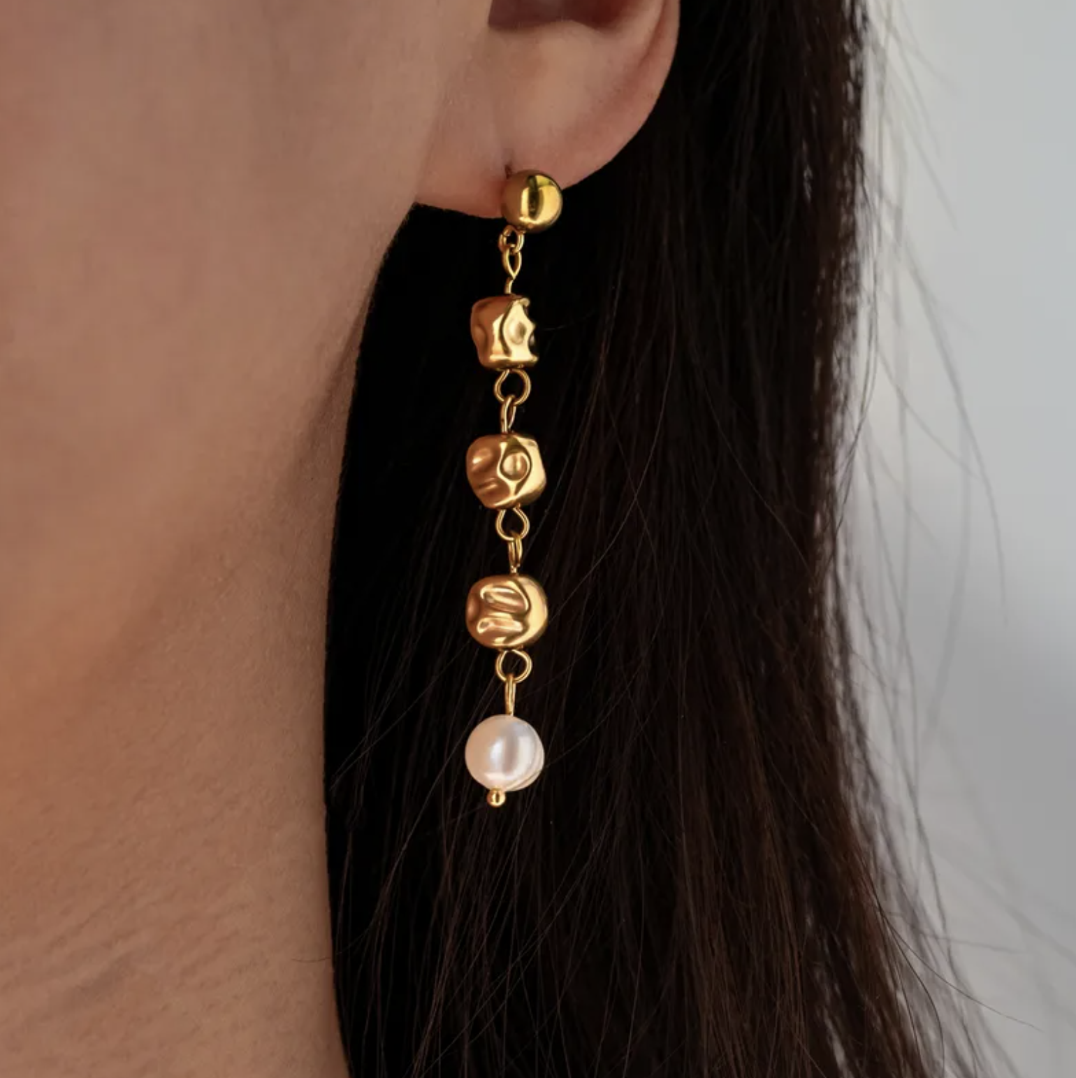 Geometric Pearl Stud Earrings